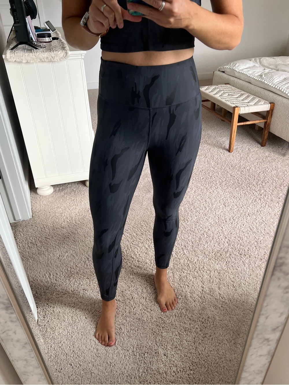 Whisper Gray Camo Workout Leggings – Women’s Medium